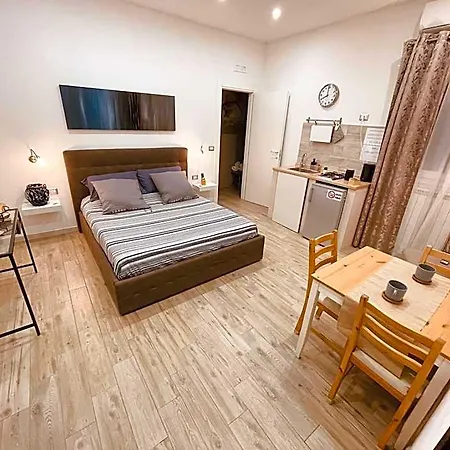 Bed & Breakfast La Piazzetta Brindisi