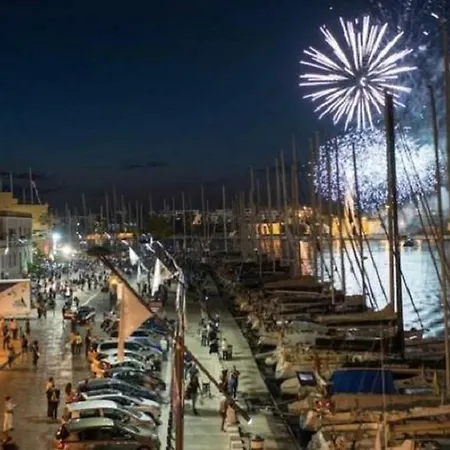 La Piazzetta 4*