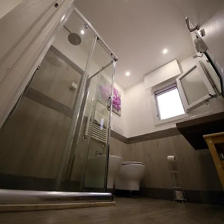 La Piazzetta Bed & Breakfast 4*